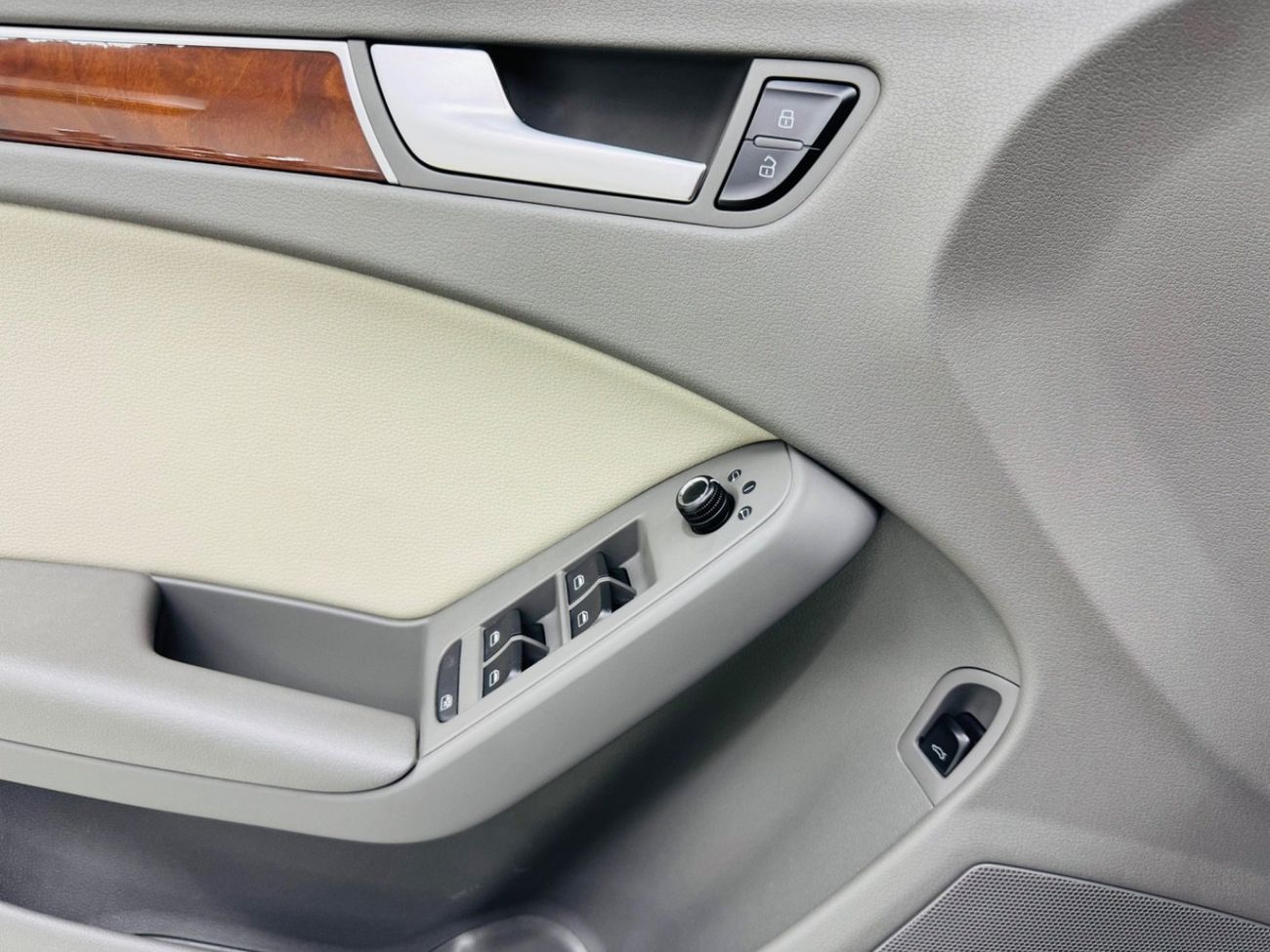 أودي A4 GCC .. 4 Cyl .. Full Options