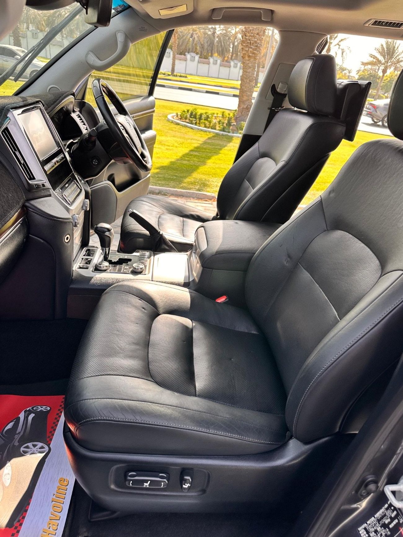 Toyota Land Cruiser Sahara export from Australia