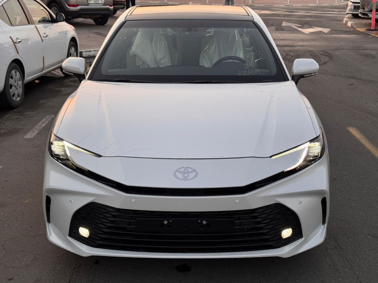 Toyota Camry 2.5L HYBRID LE AUTOMATIC TRANSMISSION ( FOR RE-EXPORT ONLY )