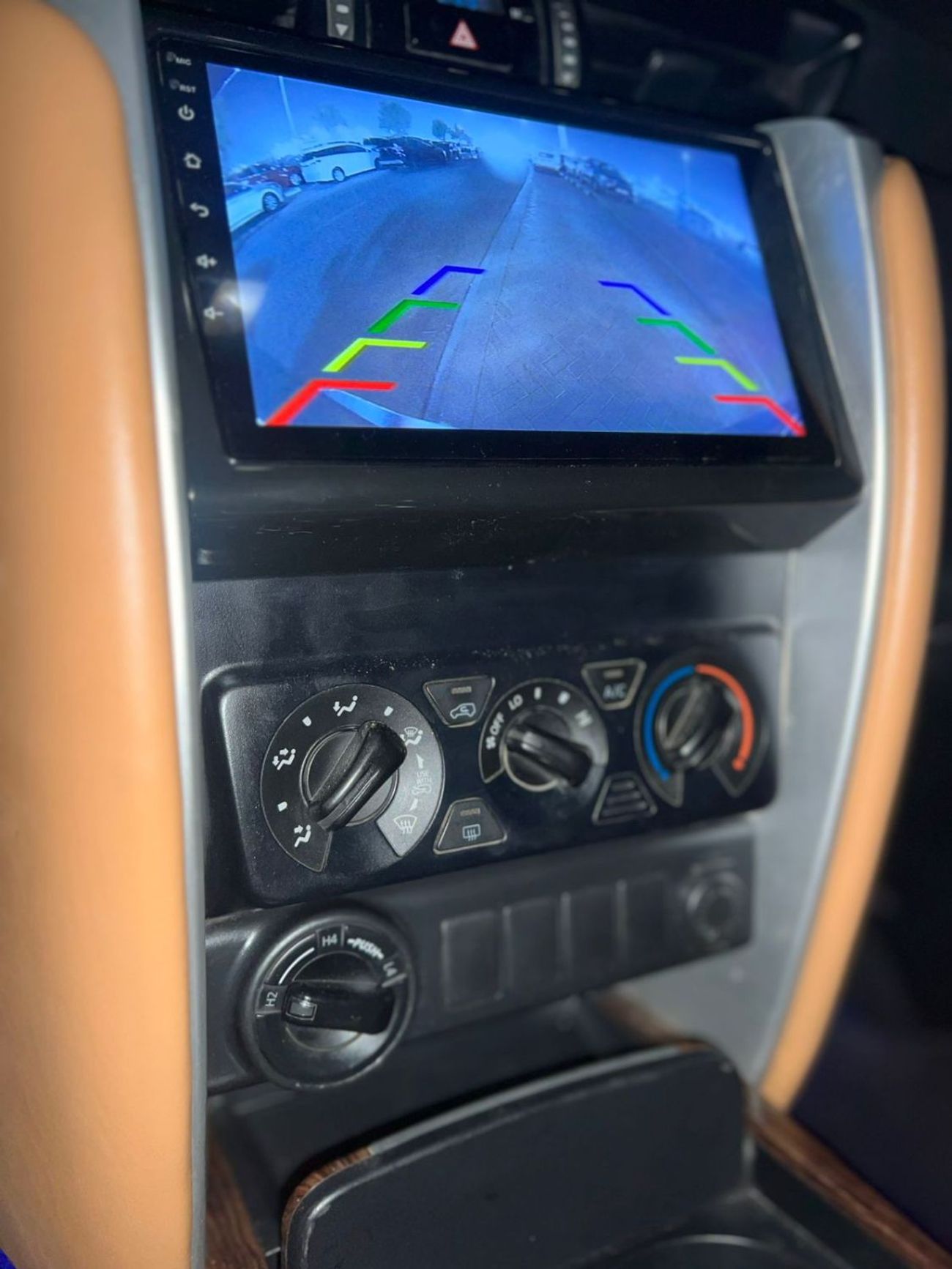 Toyota Fortuner 2020 Toyota Fortuner EXR 2.7L V4 - AWD 4x4 GCC -  Rear Cam - Cruise Control - 2025 Shape Modified