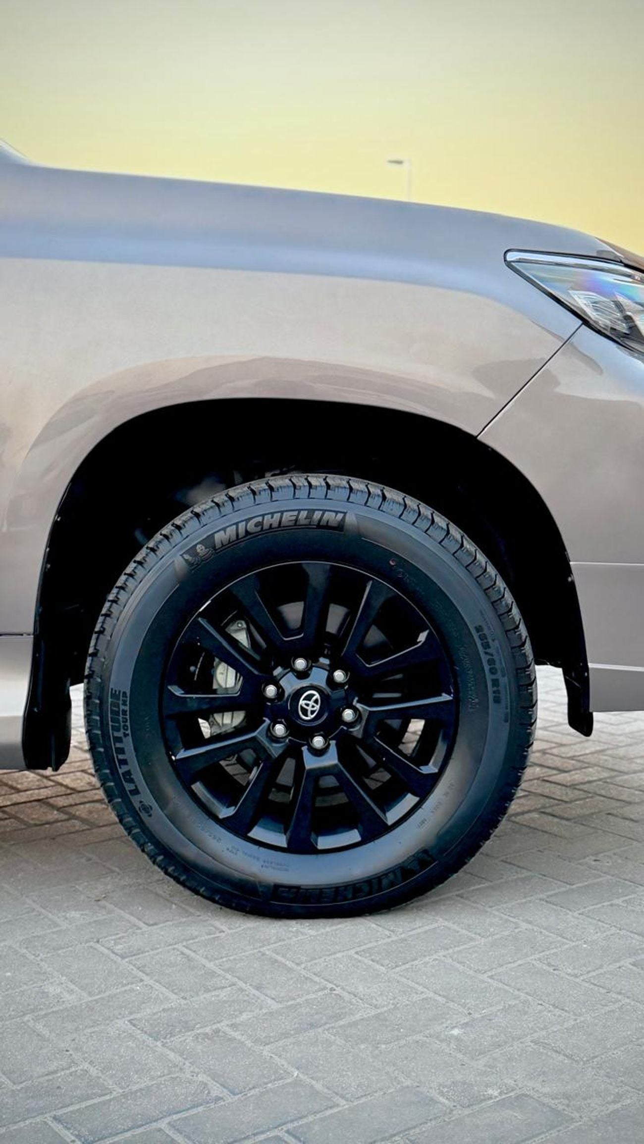 Toyota Prado TX.L-RHD-Japanese Specs with Japan Export Certificate-2.8L-Diesel-4WD-Automatic-4 Cylinders-7 Seats-