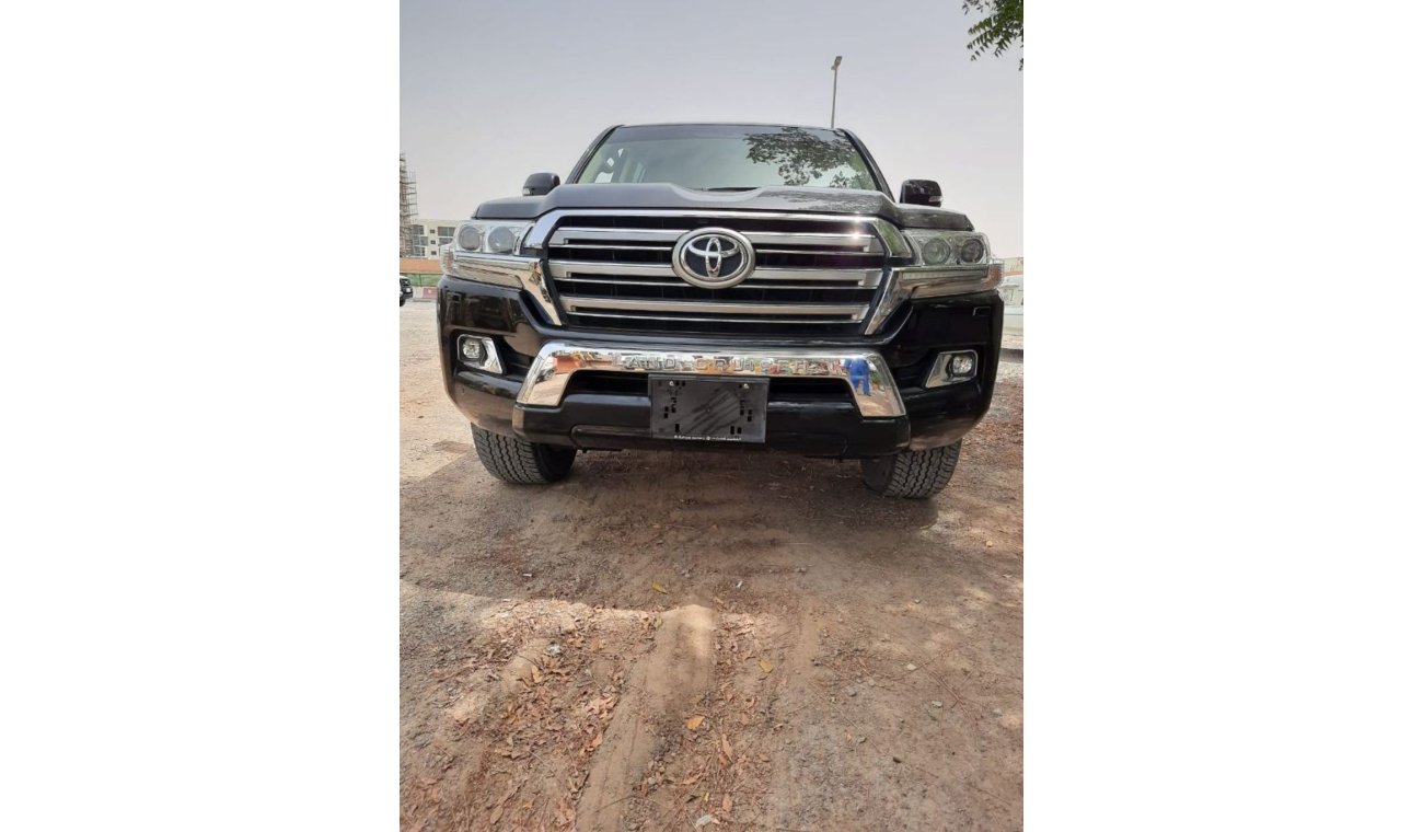 تويوتا لاند كروزر Landcruiser/ V6/ GXR/ Fully Loaded/ used