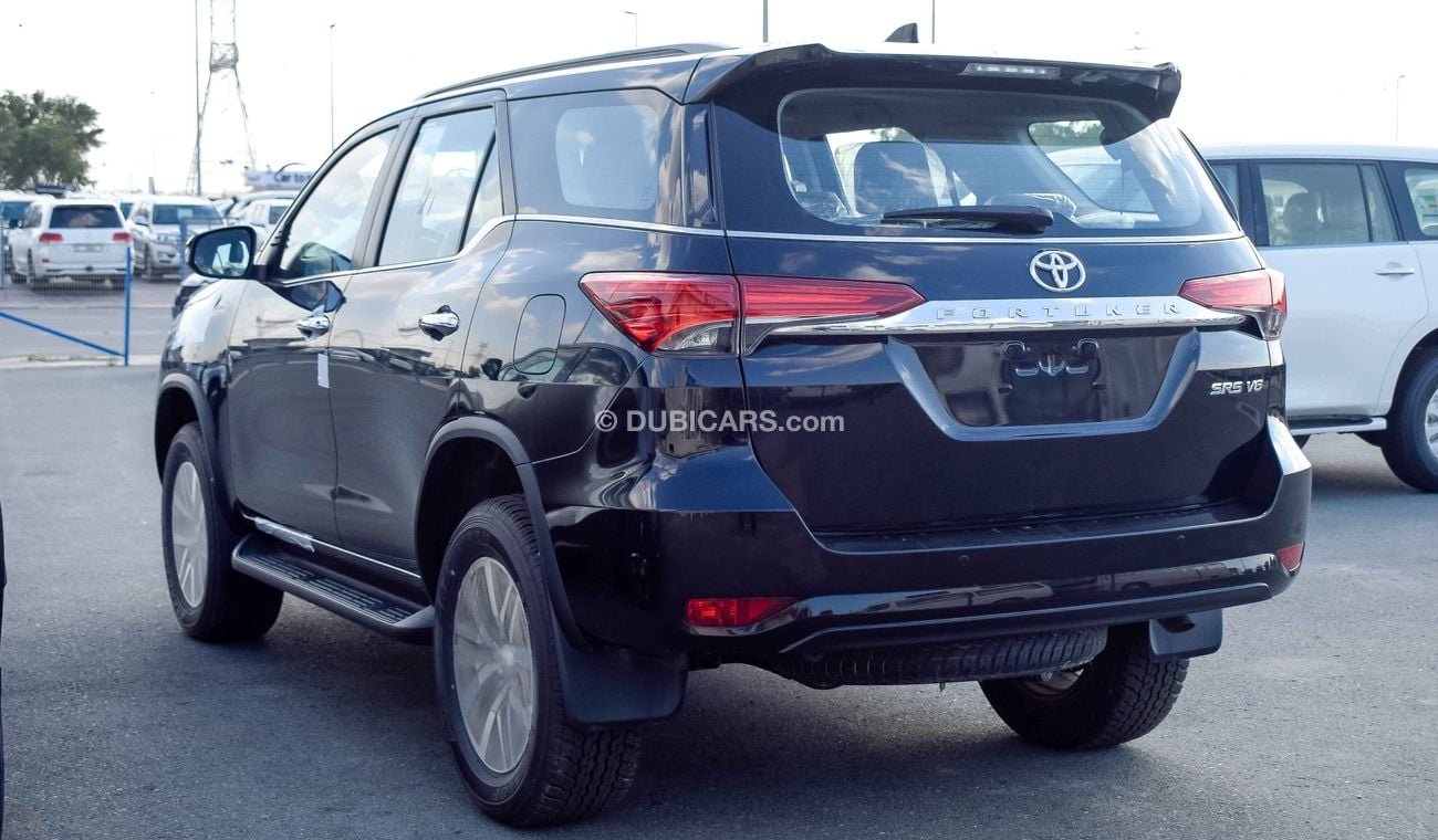 تويوتا فورتونر SR5 V6