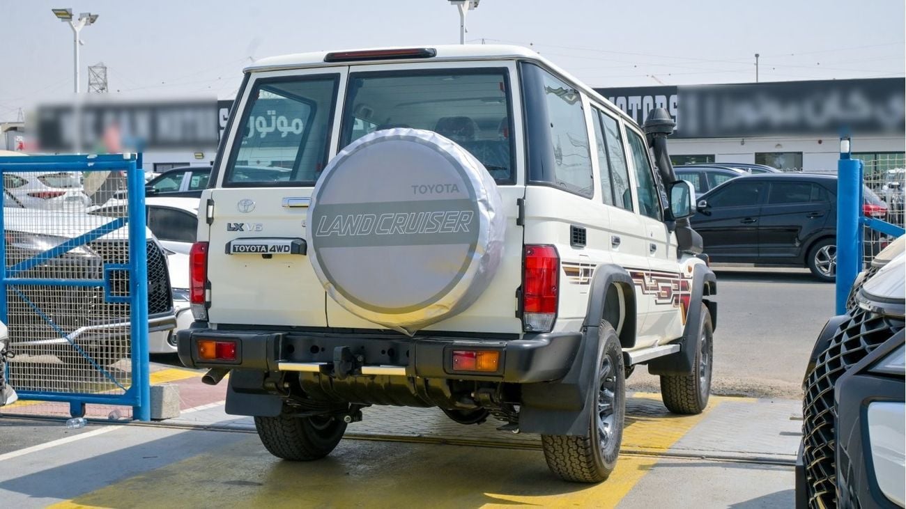 Toyota Land Cruiser 70 LX 4.0L V6