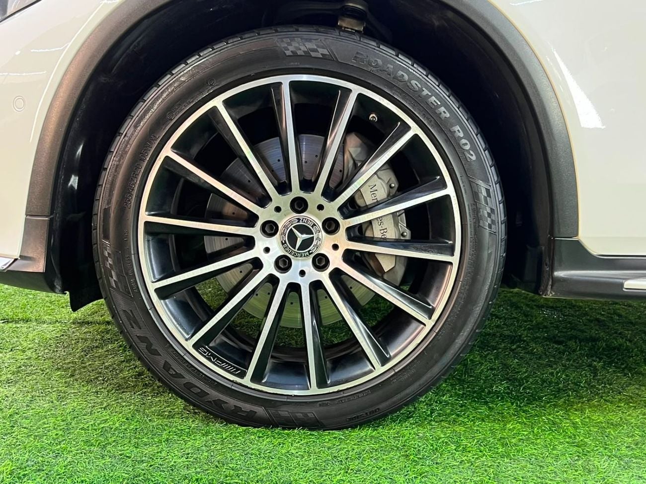 مرسيدس بنز GLC 250 AMG
