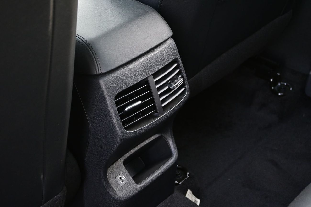 Kia Seltos Kia Seltos 1.5L Petrol, Color White, Model 2025