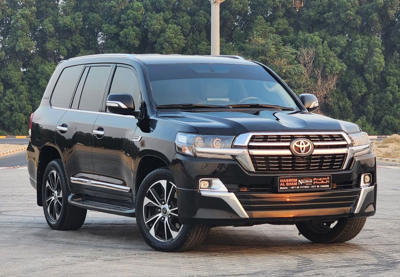 Toyota Land Cruiser GXR V8 MODEL 2012 UPGRADE 2021