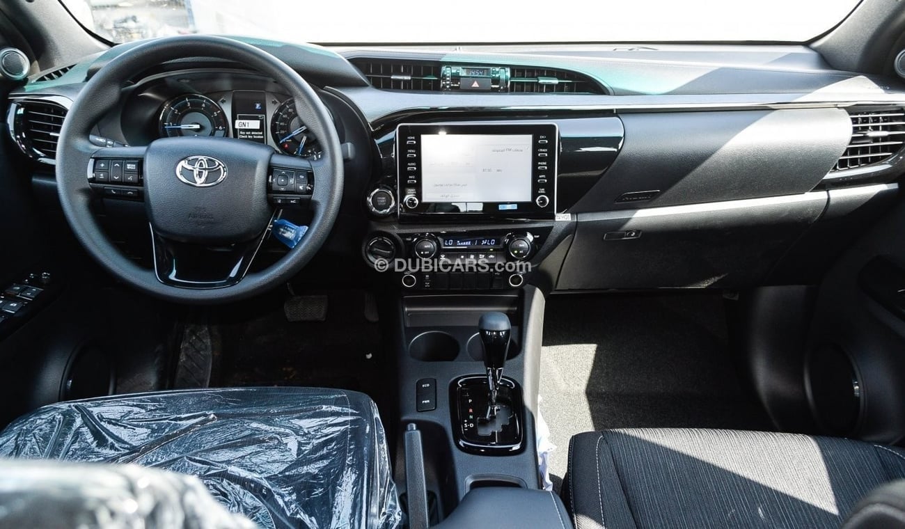 تويوتا هيلوكس Adventure SR5 2.8L Diesel A/T