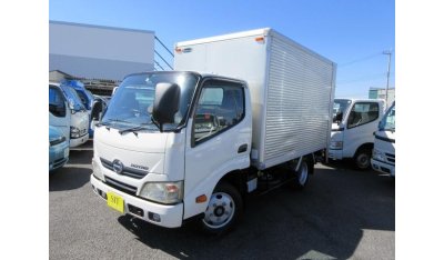 Hino Dutro XZU605M