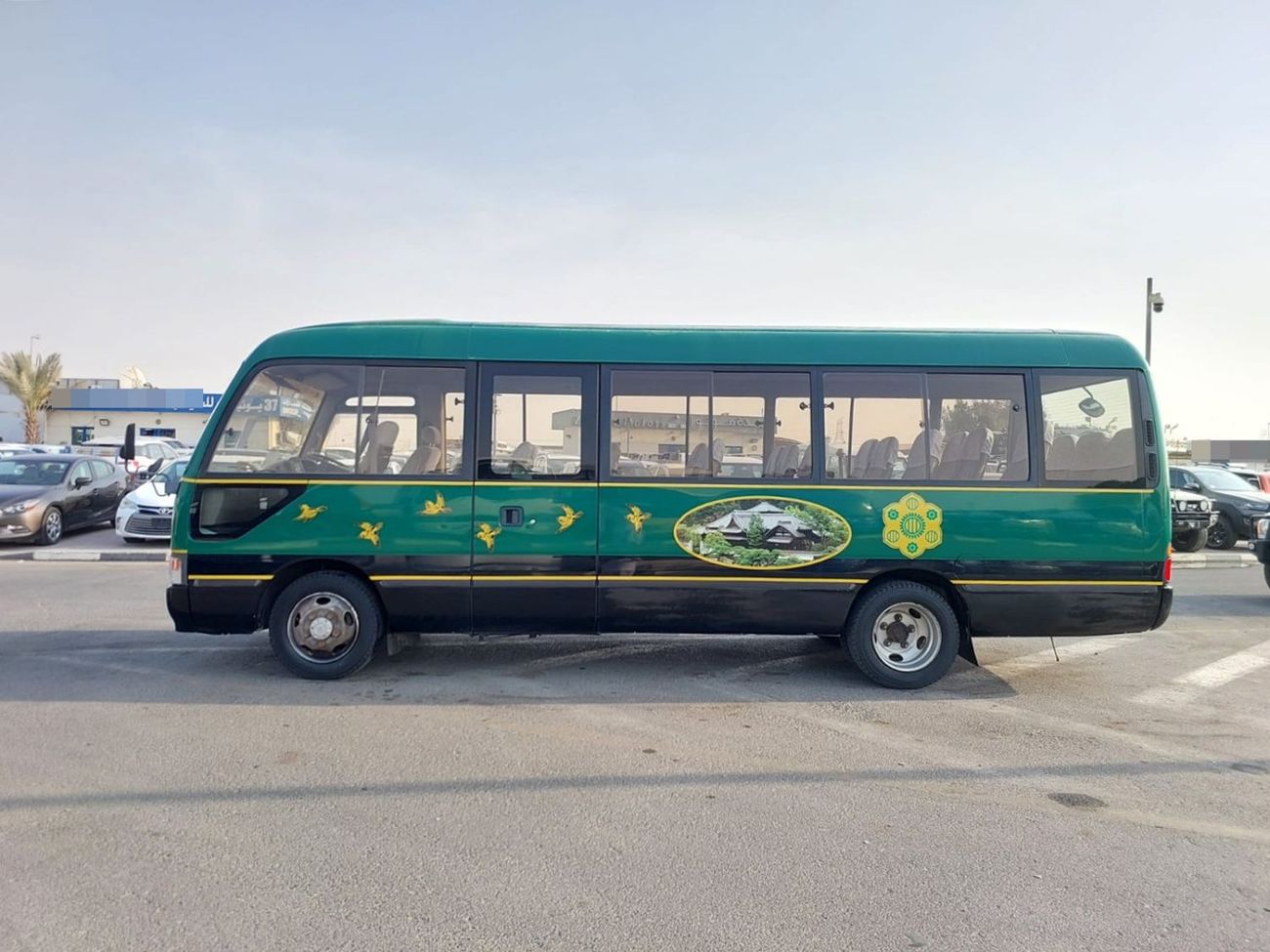 Toyota Coaster TOYOTA COASTER BUS RHD 2000 MODEL 4.2 L DIESEL AUTOMATIC(PM10377)