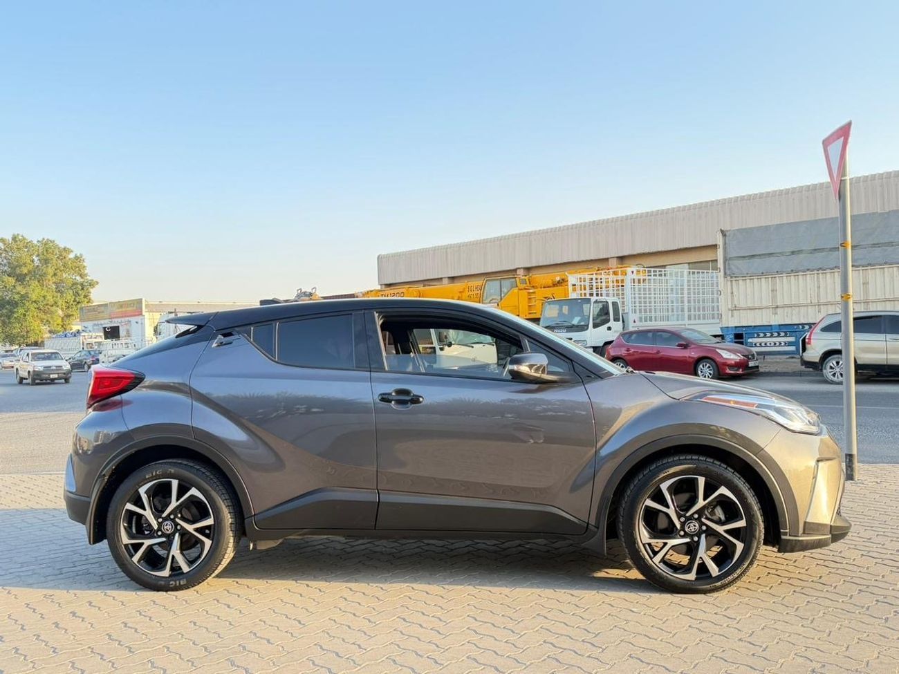 Toyota CHR 2021 LIMITED NIGHT EDITION 2.0 AWD FULL OPTION USA SPEC