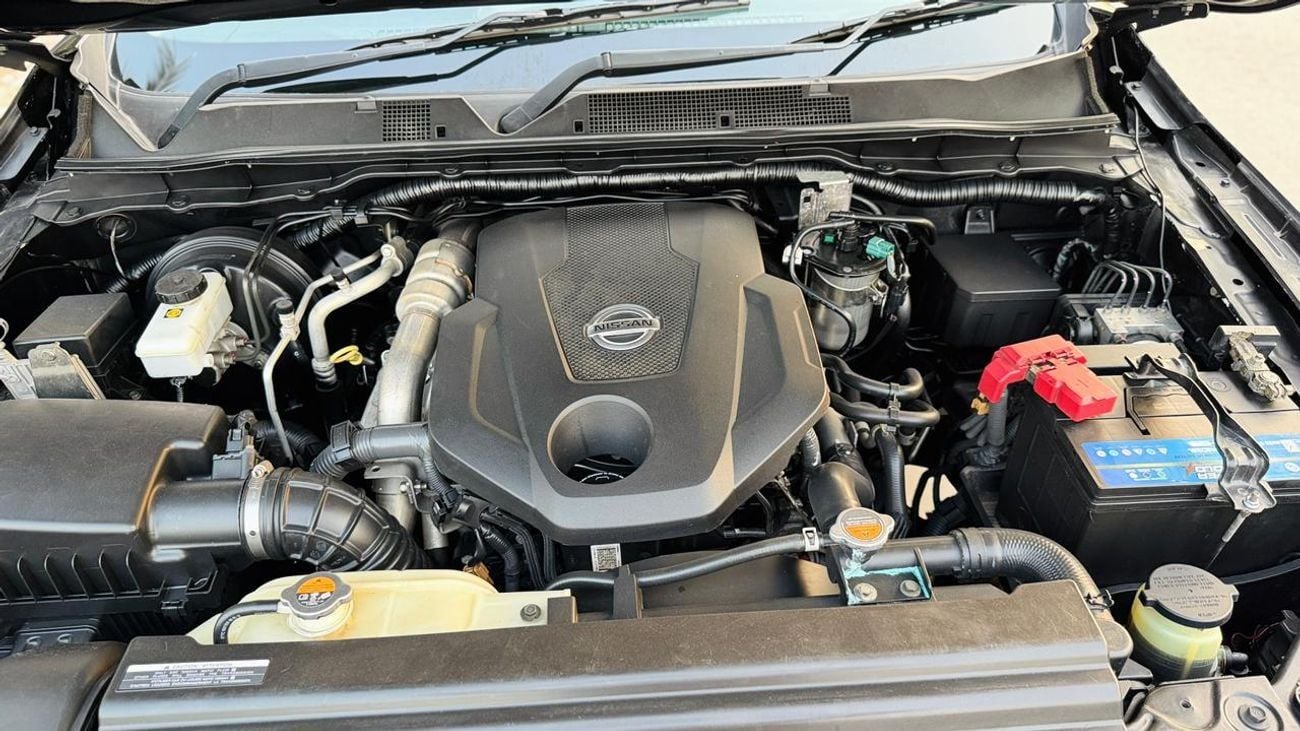 Nissan Navara DOUBLE CAB | NUDGE BAR | AWNING CAMPING TENT | AUTO | 2.3L DIESEL | RHD