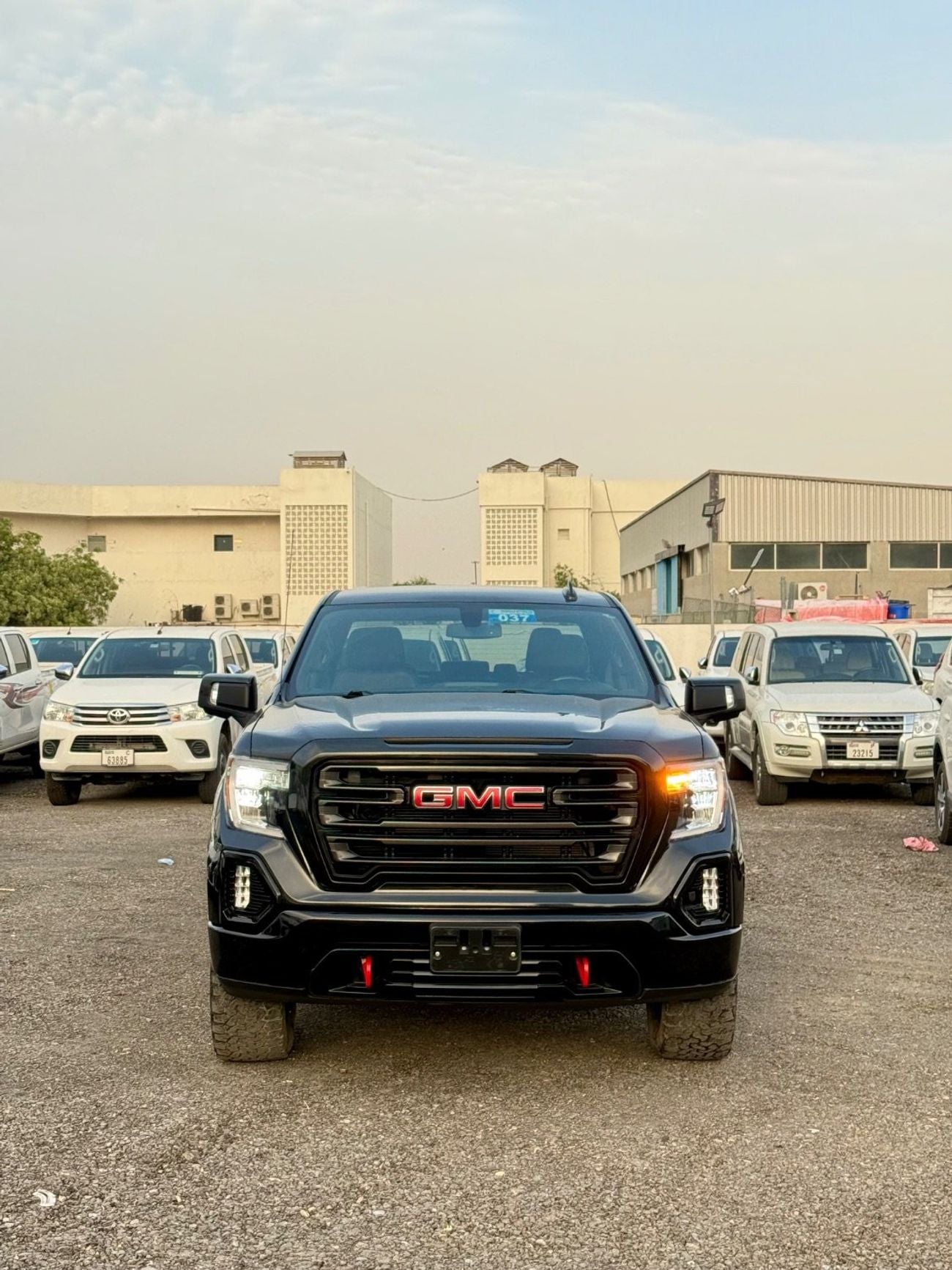 GMC Sierra 5.3L V8 AT4 Regular Cab (AWD) 2021 5.3L V8 AT4 1500 4x4 CANADA SPEC