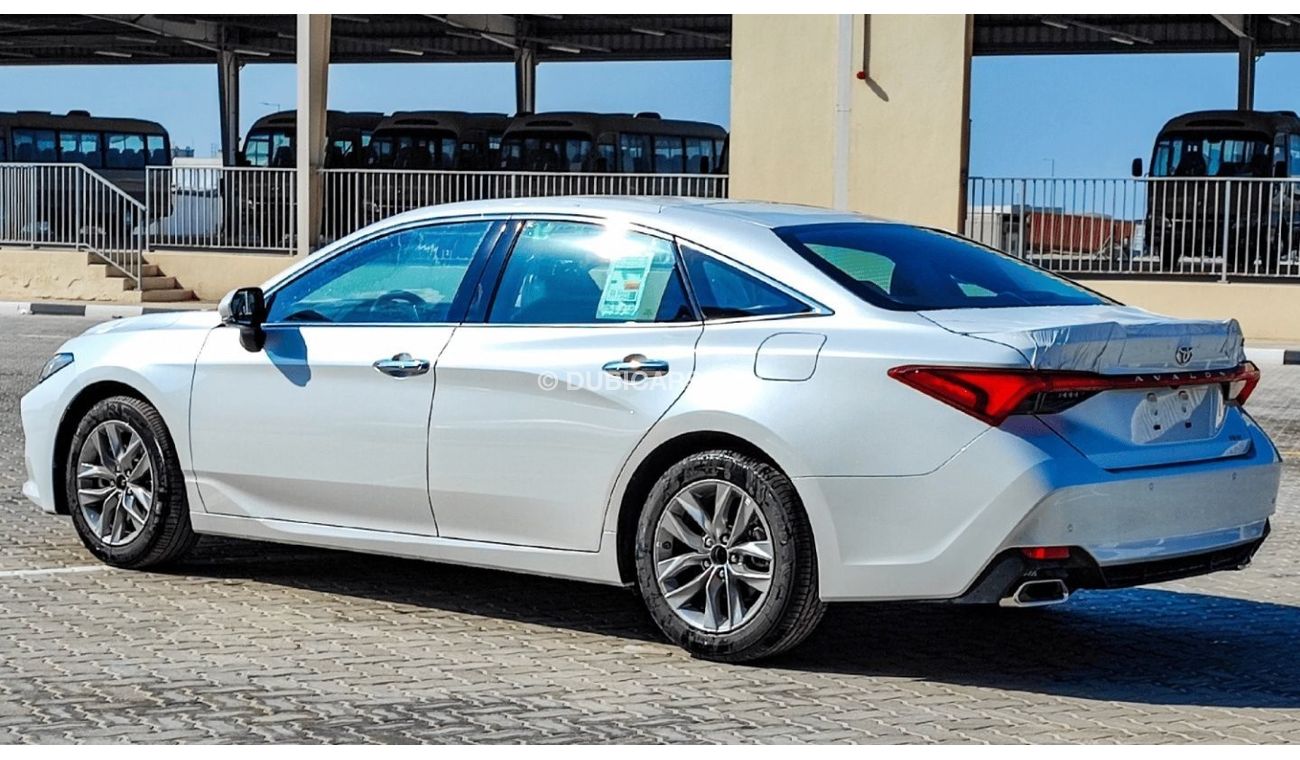 Toyota Avalon XLE Особенности интерьера   ABS+EBD+BA+VSC+TRC+HSA(HiII Start Assist)   Розетка для аксессуаров   По