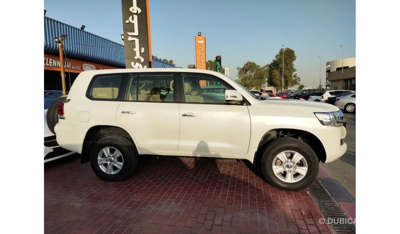 Toyota Land Cruiser GXR V6 2018 GCC