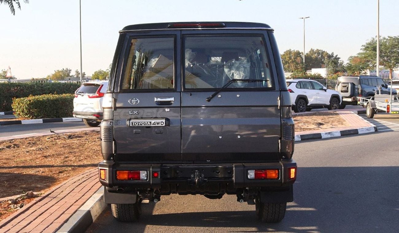 Toyota Land Cruiser 70 2025 Model Toyota Land Cruiser Hardtop LC76, 2.8L Diesel 4WD 6A/T