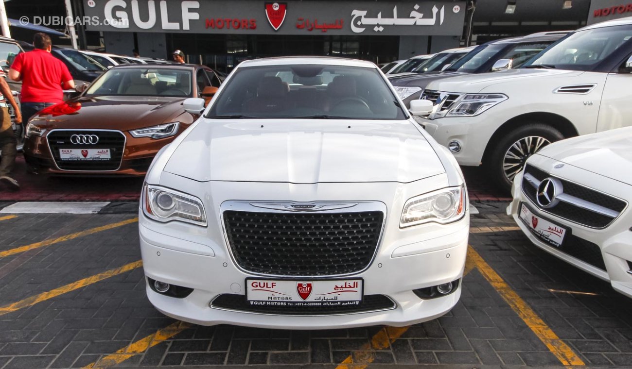 كرايسلر 300C SRT8