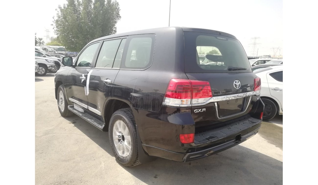 تويوتا لاند كروزر Toyota Land Cruiser petrol 4.6L full option