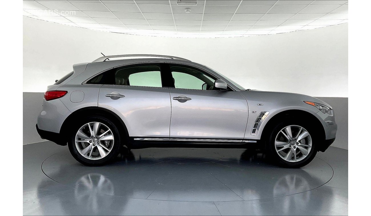 Infiniti QX70 Luxury / Luxe Sensory