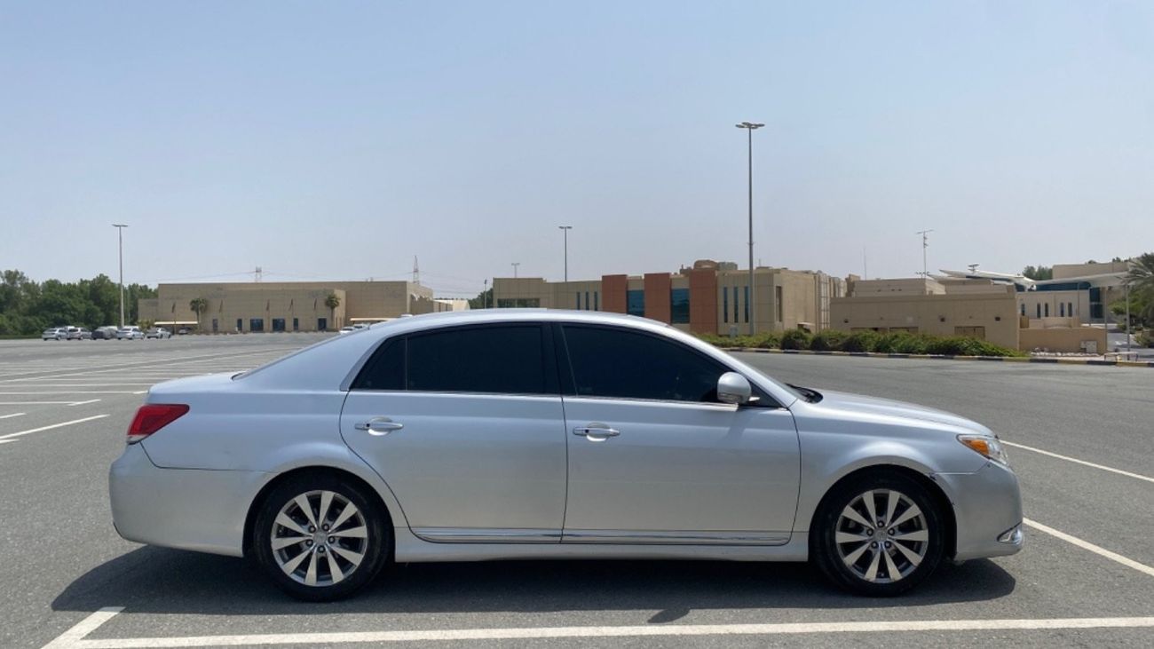 تويوتا افالون Full option
