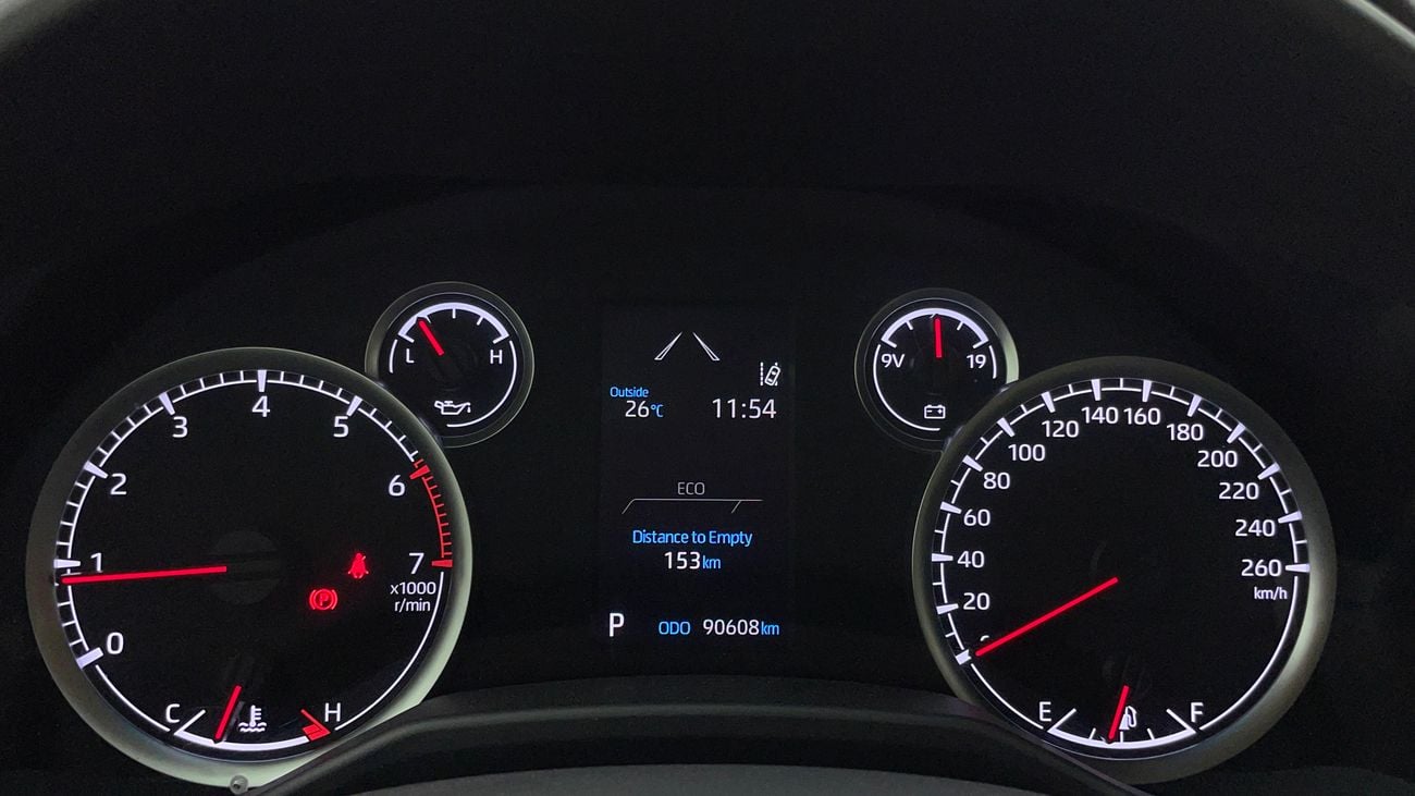 تويوتا لاند كروزر GXR 4 | بدون دفعة مقدمة | اختبار القيادة في المنزل