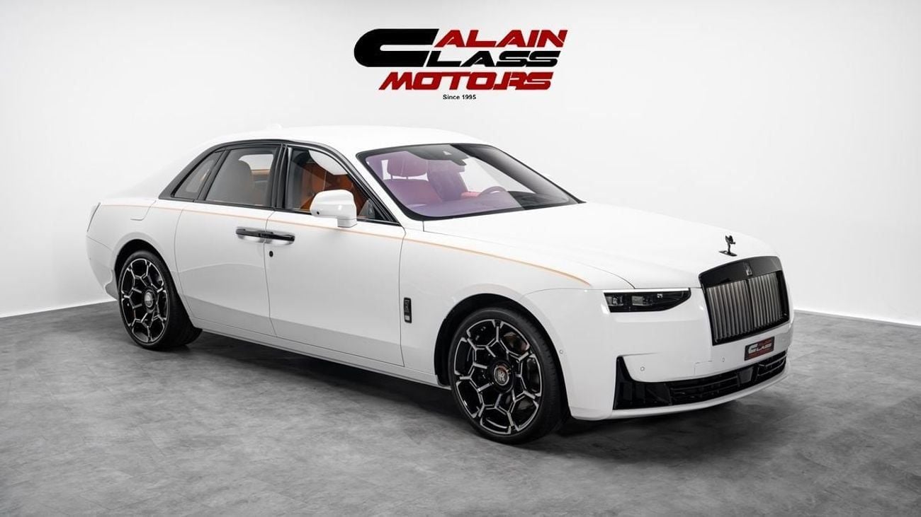 رولز رويس جوست Black Badge - 2026 - GCC Specs - Under Warranty and Service Contract