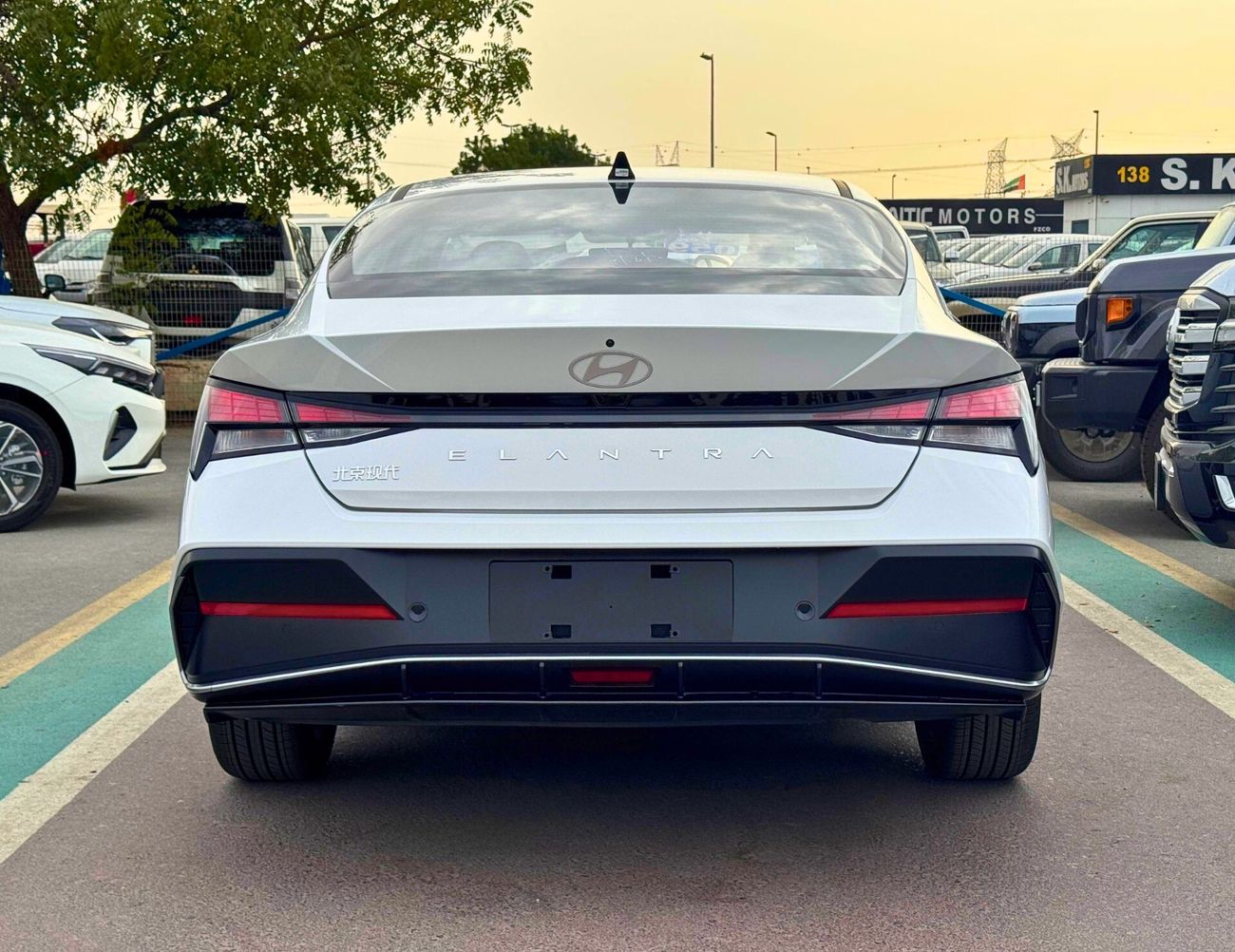 هيونداي إلانترا ELITE | 1.5L PETROL | SUNROOF WITH LEATHER | CHINESE SPCES (CODE# ELITE)