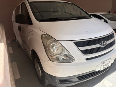 Hyundai H-1 GL