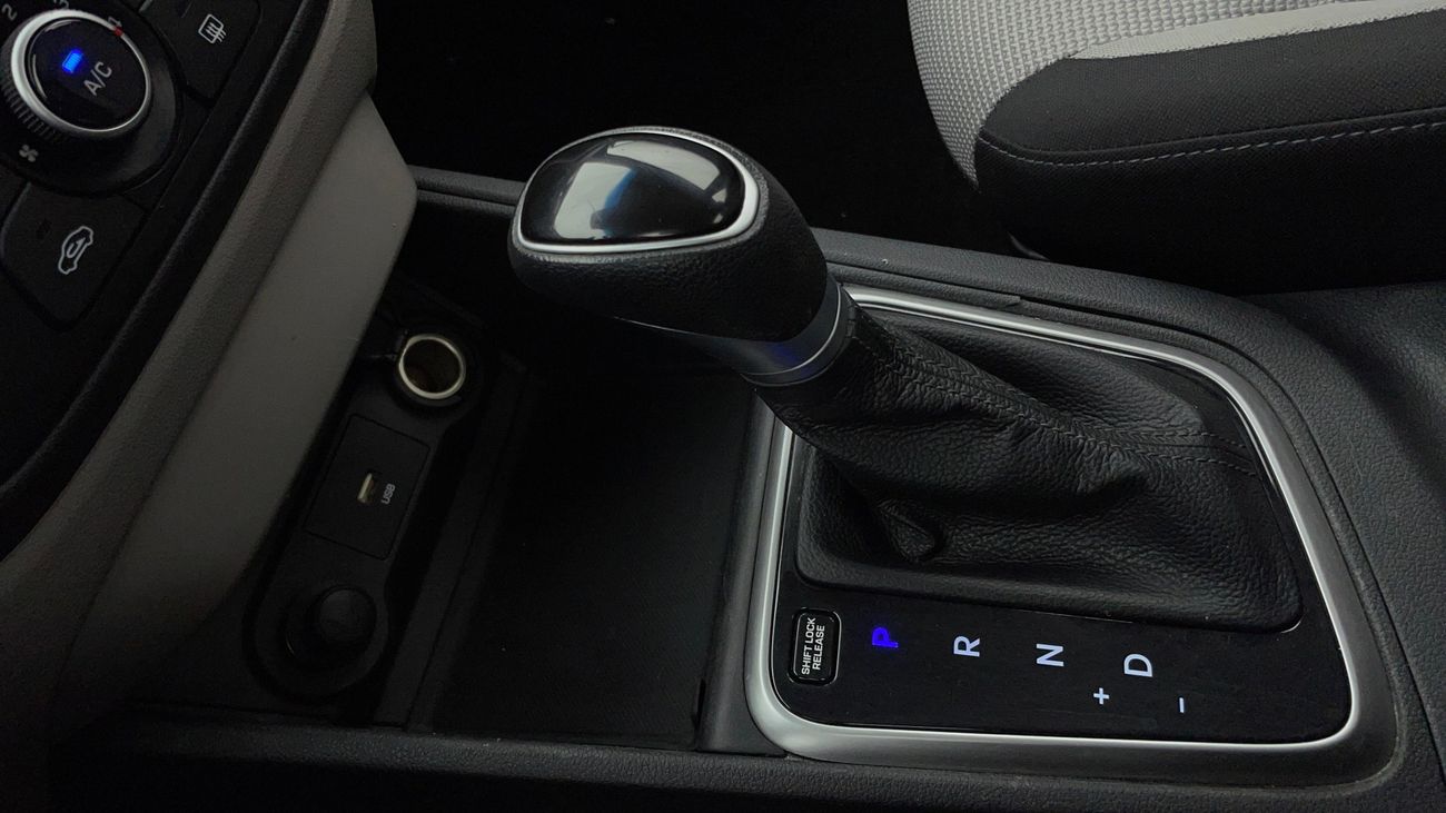 Hyundai Accent SMART 1.6 | Zero Down Payment | Home Test Drive