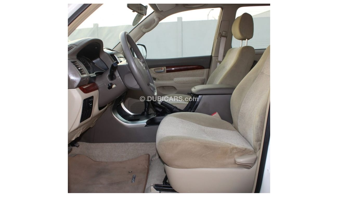 تويوتا برادو تويوتا برادو 2006 خليجي صبغ وكالة  4 سلندر بحالة ممتازة بدون حوادث نظيفه جدا من الداخل والخارج