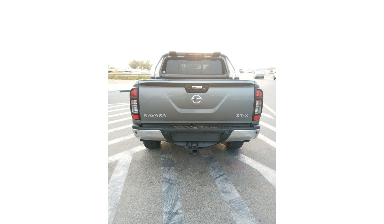 نيسان نافارا NISSAM NAVARA MODEL 2017 COLOUR GREY GOOD CONDITION ONLY FOR EXPORT