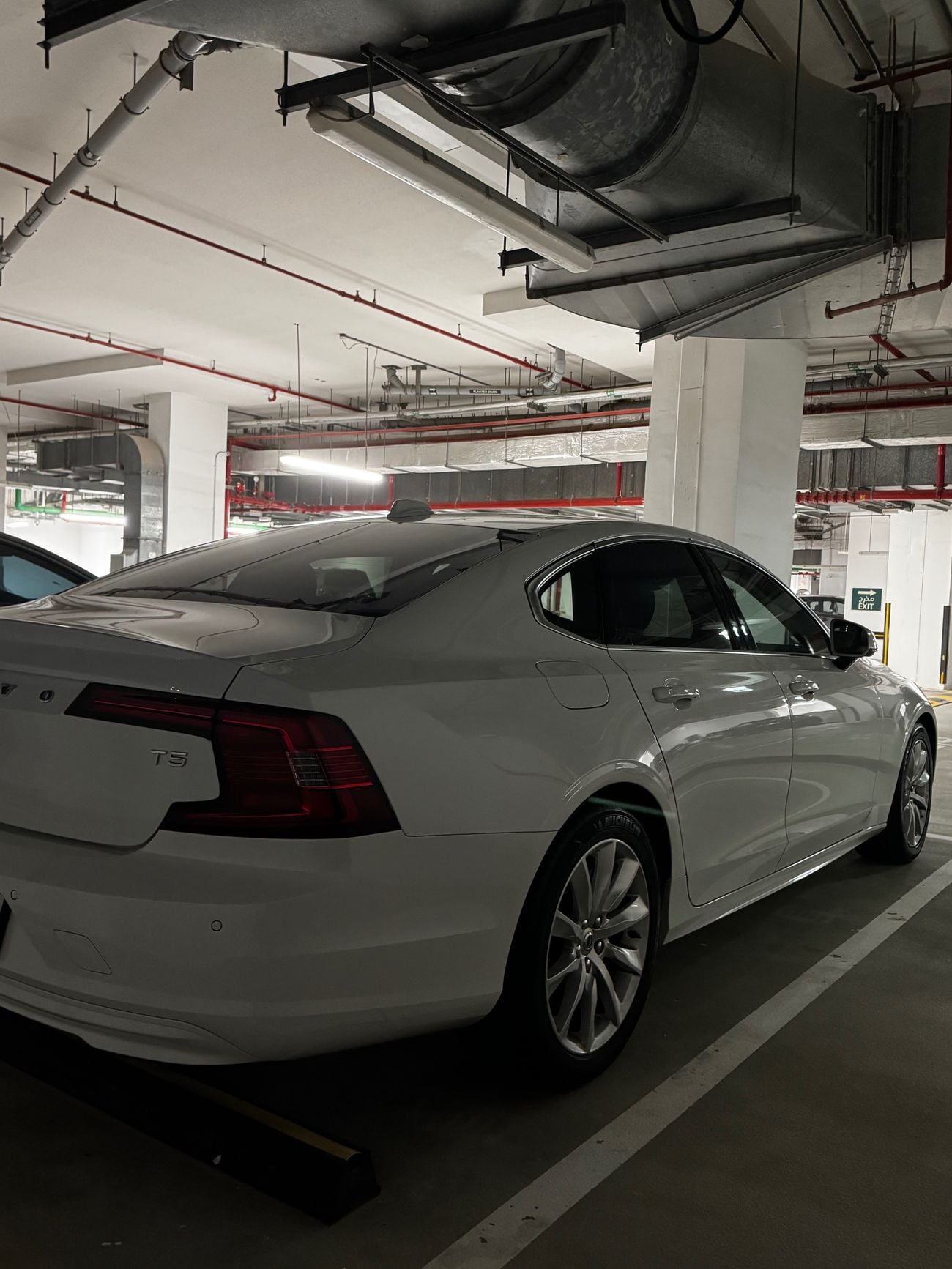 Volvo S90 MOMENTUM