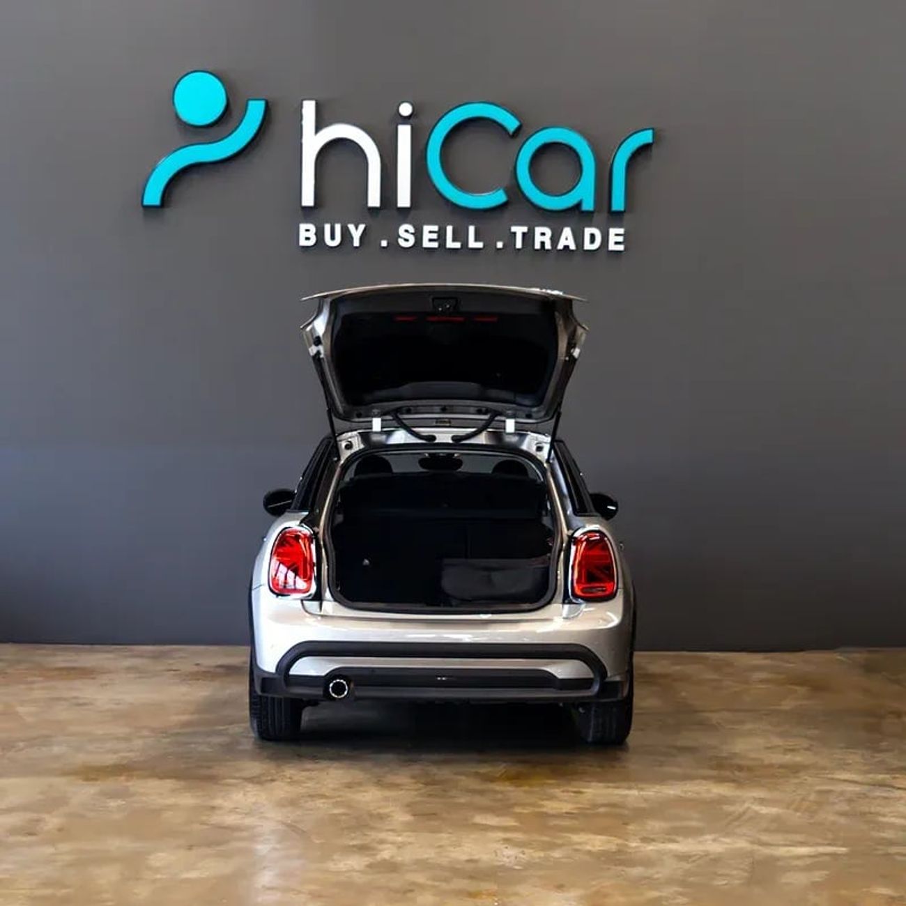 Mini Cooper SD AED 1,436 P.M • 0% Downpayment • Mini Cooper Std • Agency Warranty And Service Contract