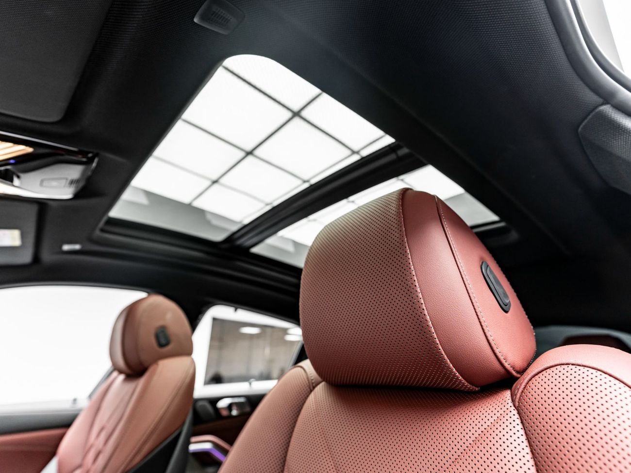 BMW X6 40i M Sport 3.0L 2023 BMW X6 xDrive40i, 2028 BMW Warranty + Service Contract, Low KMs, GCC