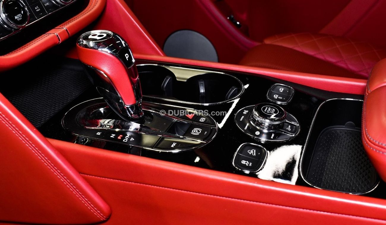 Used Bentley Bentayga W12 2019 for sale in Dubai 684010