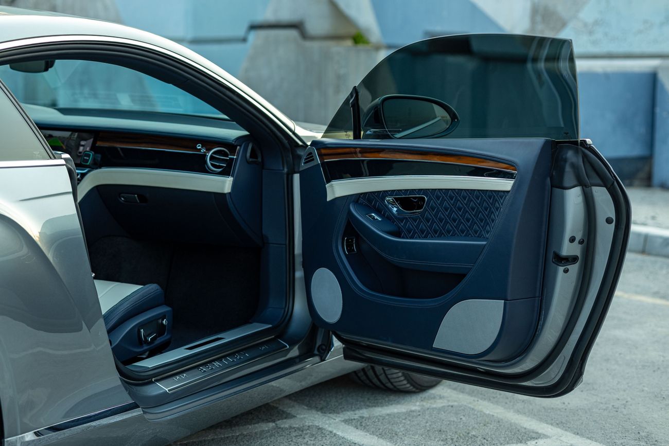 بنتلي كونتيننتال جي تي W12