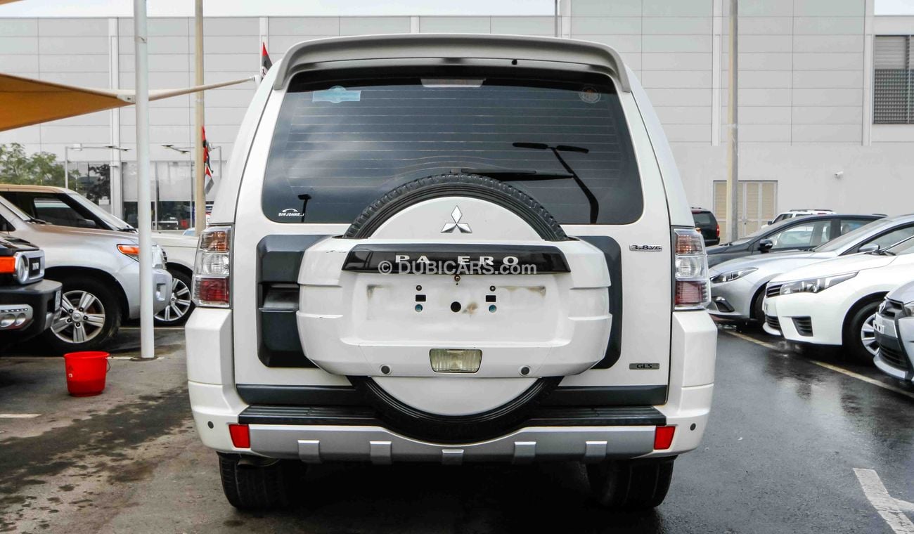 Mitsubishi Pajero 3.8 V6