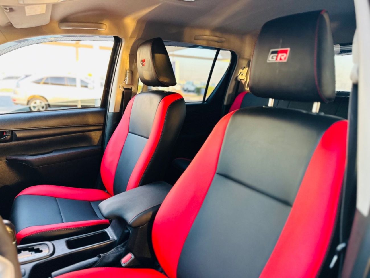 تويوتا هيلوكس Toyota Hilux SR5 2020 Facelift GR 2024 V4 LHD PETROL