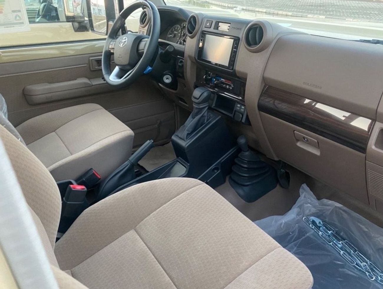 Toyota Land Cruiser Pick Up 4.0L Automatic