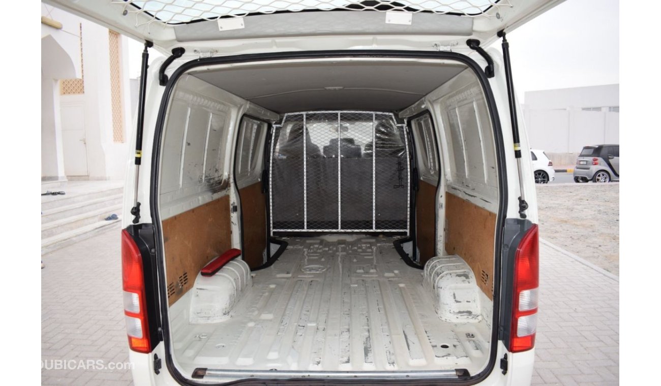 Toyota Hiace GL - Standard Roof Toyota Hiace Std roof delivery van, model:2016. Free of accident