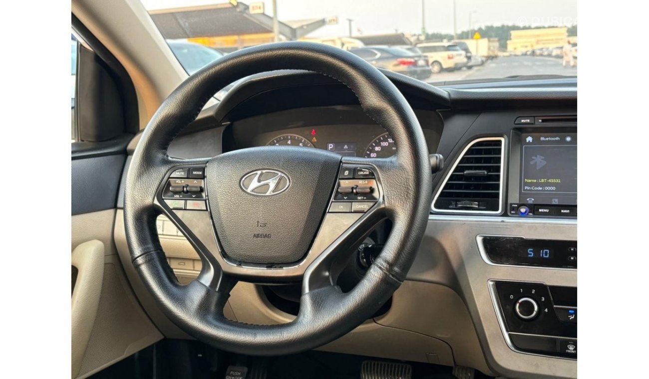 Hyundai Sonata GL hyundai sonata 2017 gcc vey good condition