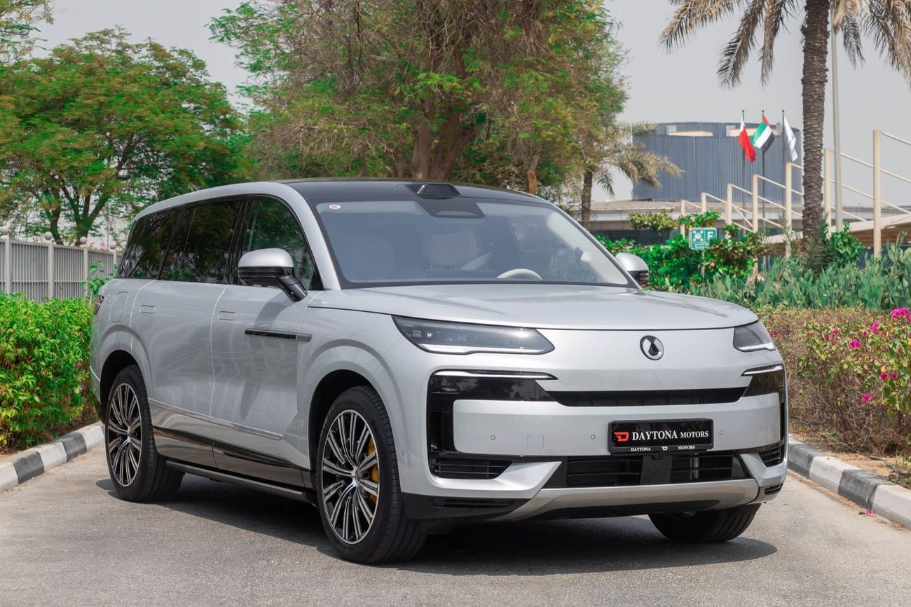 Denza N9 Premium Denza N9 Prestige 2025