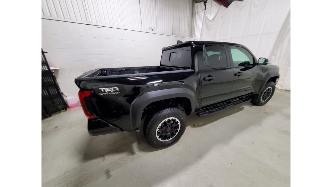 Toyota Tacoma TOYOTA TACOMA TRD SPORT PREMIUM 2024 PETROL canadian spec