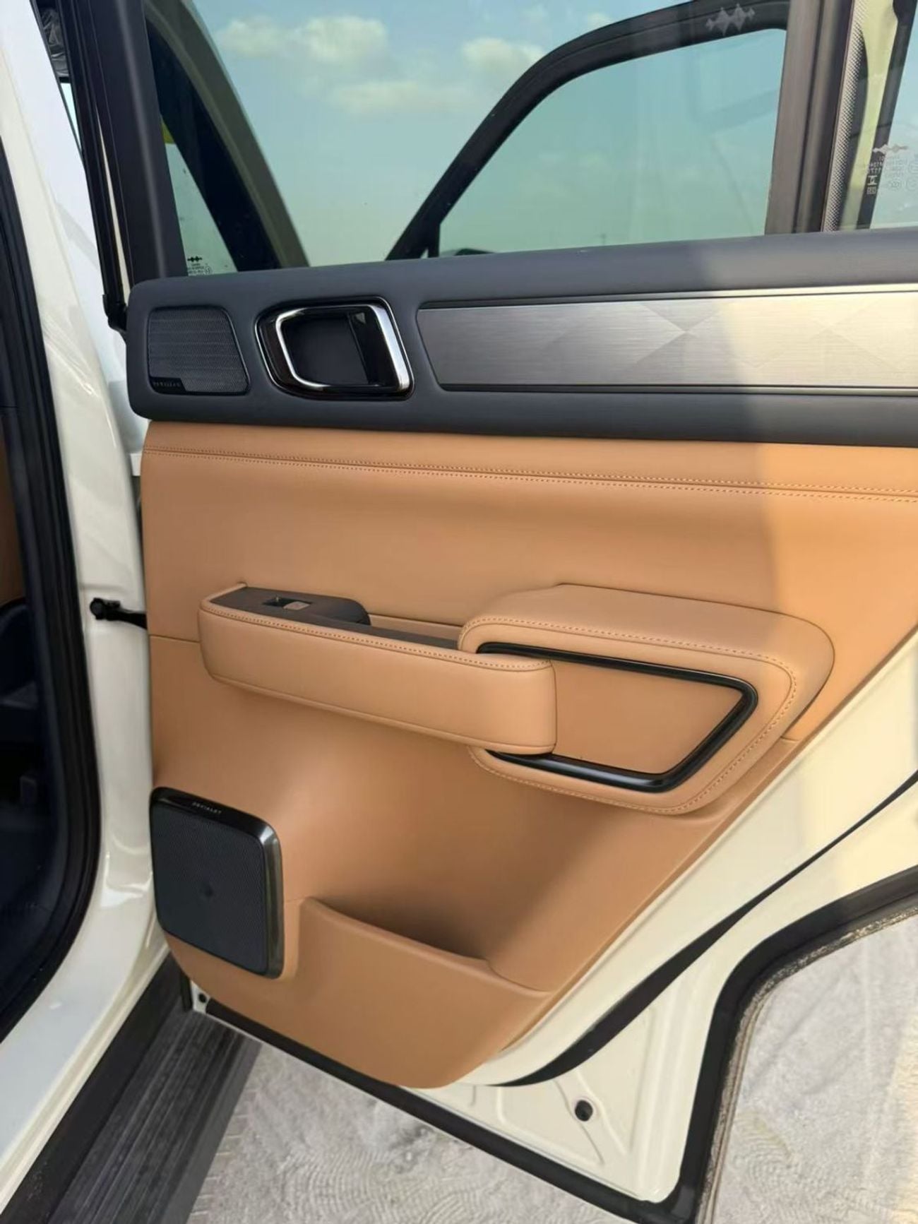 BYD Leopard 5