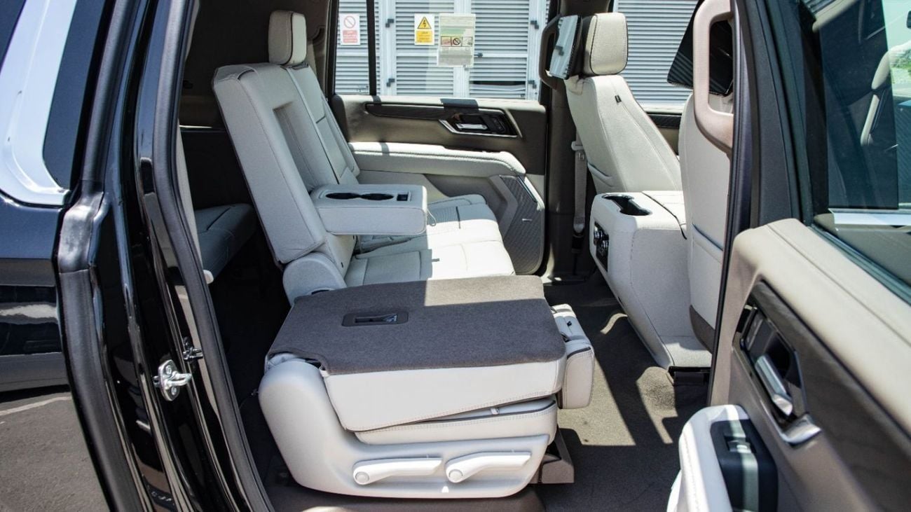 GMC Yukon XL  Denali V8 4WD | 2026 | 5 Years Warranty & Contract Service