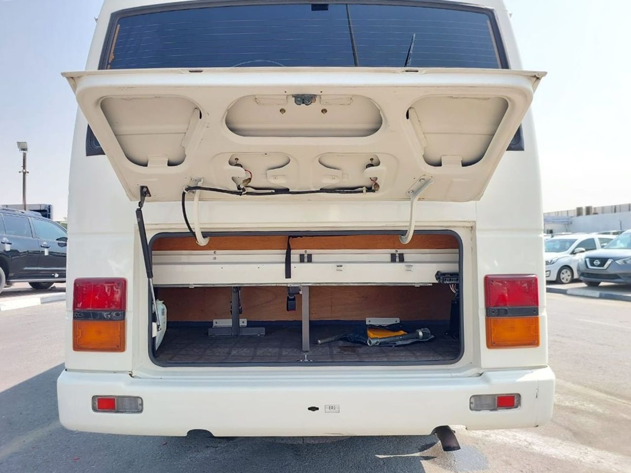 نيسان سيفيليان NISSAN CIVILIAN BUS RHD 1996 MODEL 4.1 L DIESEL MANUAL(PM00562)
