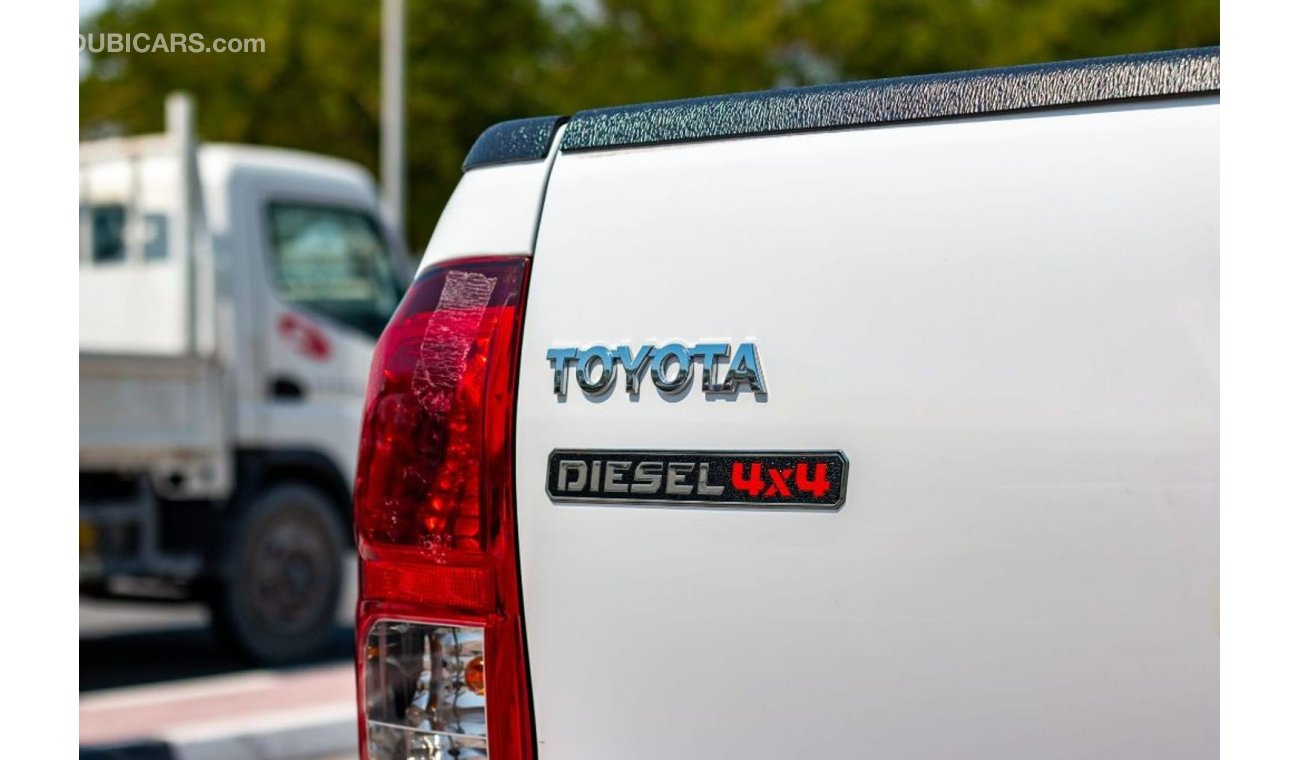 تويوتا هيلوكس 2020 Toyota Hilux 2.8L MT 4x4 Diesel | Basic w/t Manual Window | Best Export Price