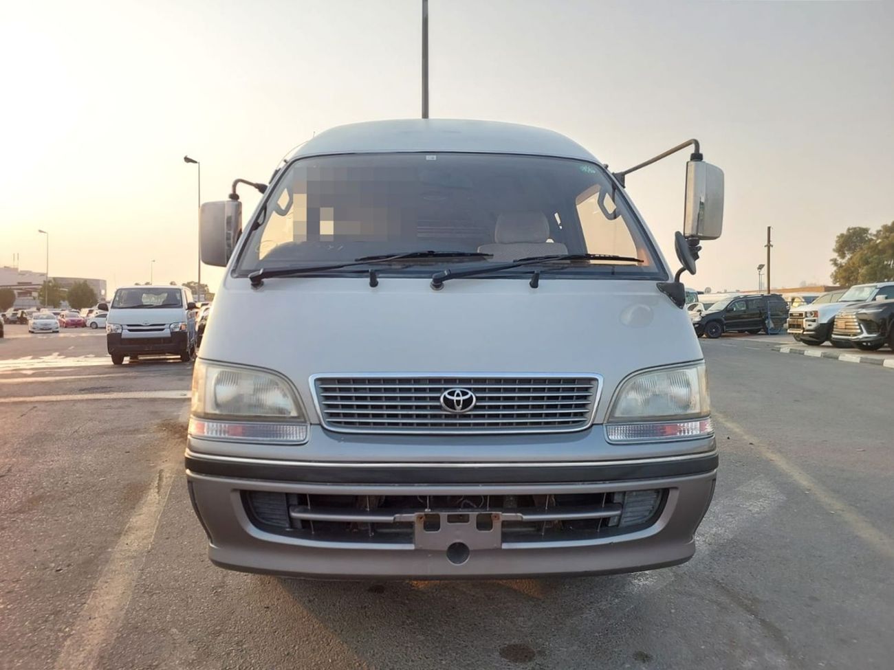 تويوتا هاياس TOYOTA HIACE VAN RHD 1996 MODEL 2.9 L DIESEL AUTOMATIC(PM04144)