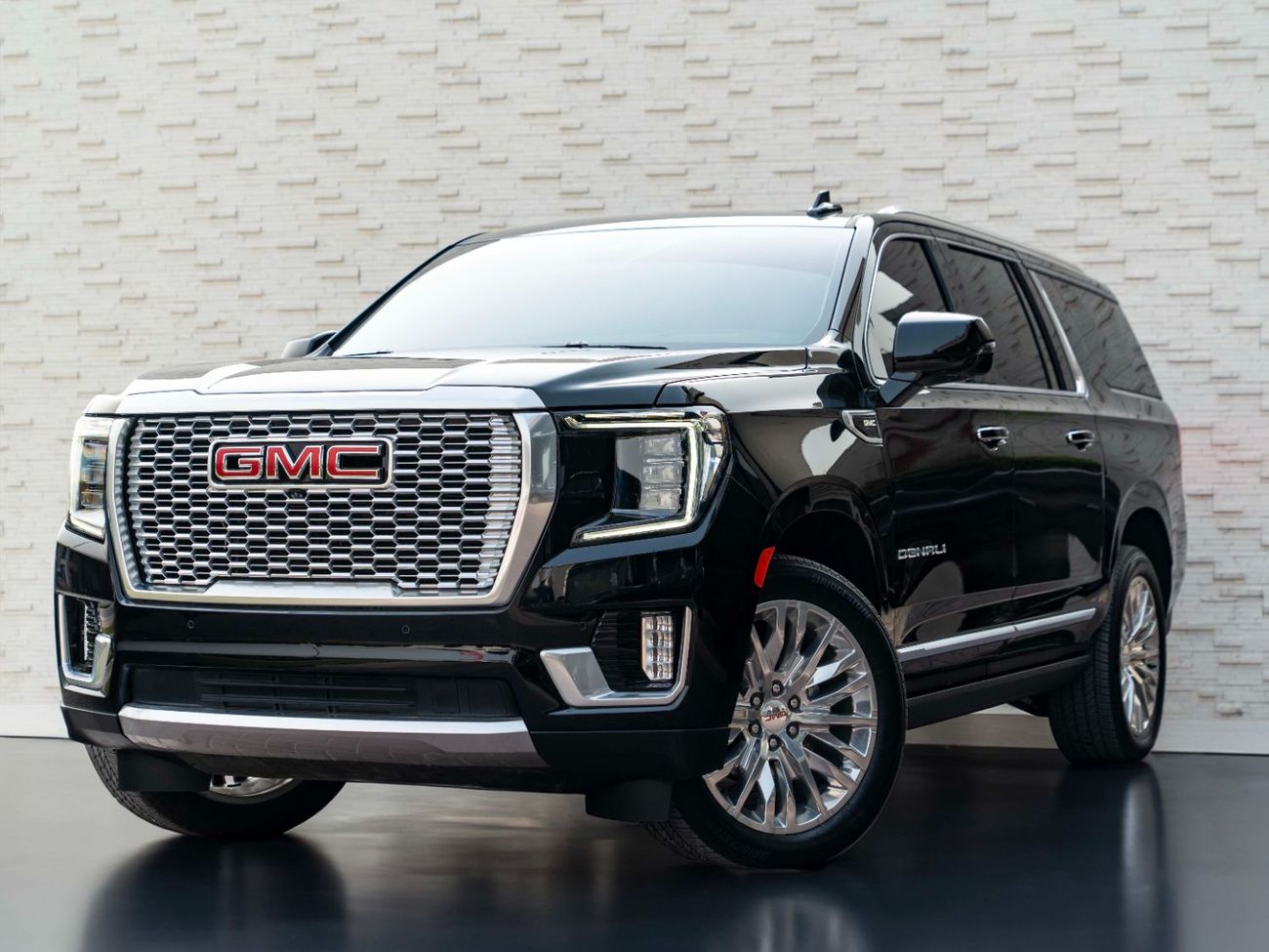 جي أم سي يوكون 6.2 V8 Denali (AWD)