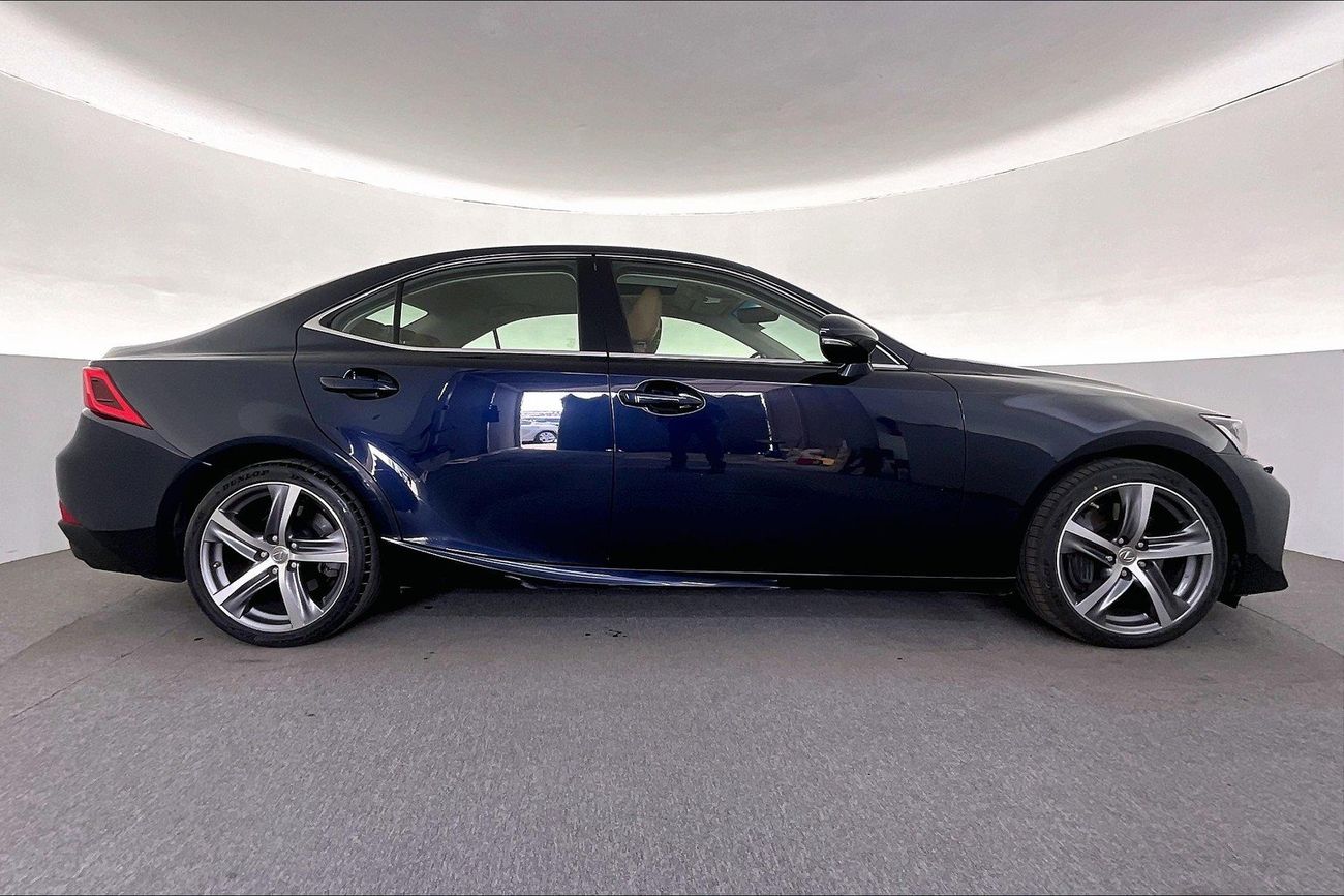 Lexus IS350 Platinum | Guaranteed Warranty | 0 Down Payment